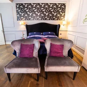 https://relais-san-lorenzo-in-lucina.it-romehotels.com